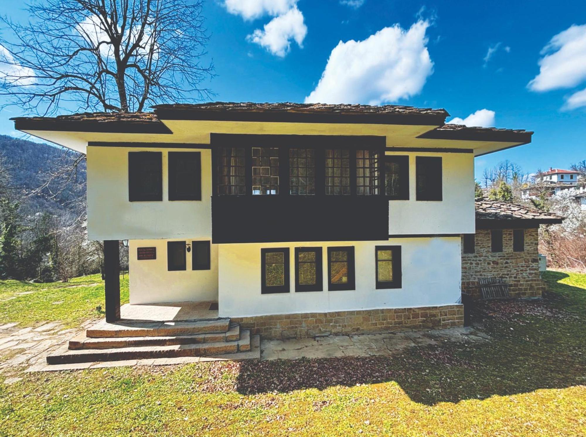 בוז'נצי Guest House Ivanca Boncheva מראה חיצוני תמונה